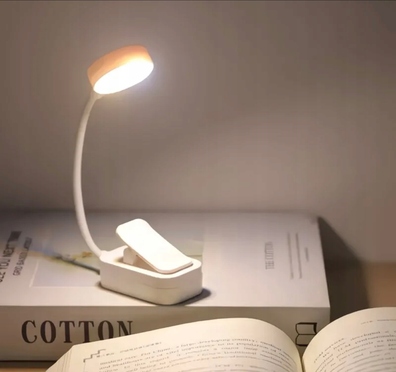 Lampka do czytania klips
