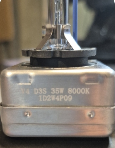 Żarówki Ksenonowe D3S 8000K – Komplet 2 sztuki (2)